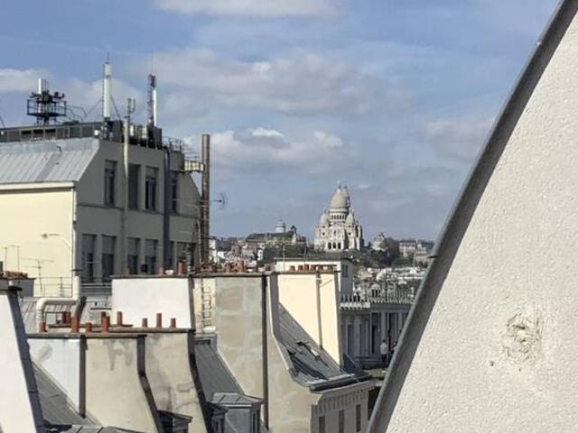 Location Appartement Rue de Maubeuge, Paris
