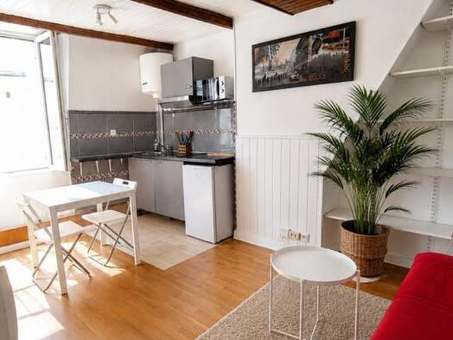 Location Appartement Rue de Maubeuge, Paris
