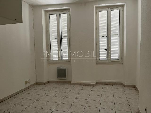Location Appartement Rue de Madagascar, Marseille