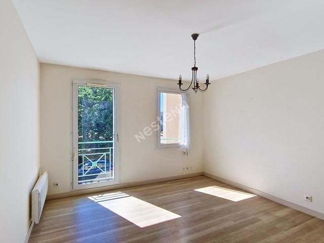 Location Appartement Rue De Magenta, Poitiers