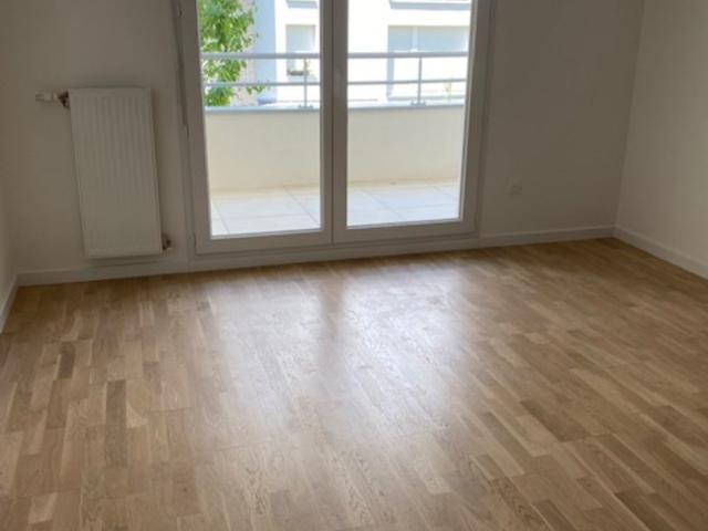 Location Appartement Rue de Malnoue, Noisy le Grand