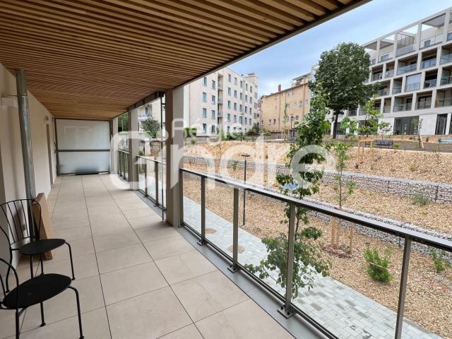 Location Appartement Rue de Margnolles, Caluire et Cuire