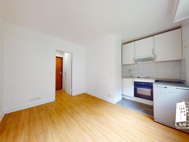 Location Appartement Rue de Marnes, Ville d'Avray