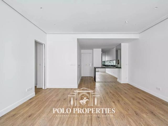 Location Appartement Rue de Miromesnil, Paris