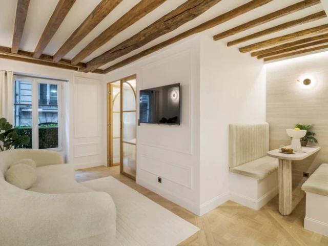 Location Appartement Rue de Miromesnil, Paris