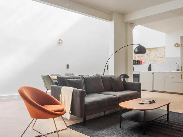 Location Appartement Rue de Normandie, Paris