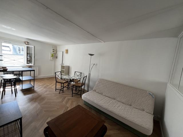 Location Appartement Rue de Sofia, Paris