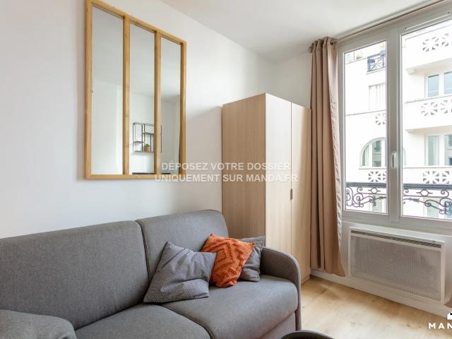 Location Appartement Rue de Saussure, Paris