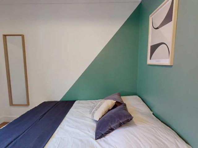 Location Appartement Rue de Saussure, Paris