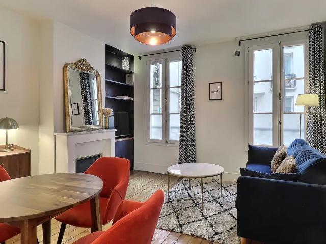 Location Appartement Rue de Saussure, Paris