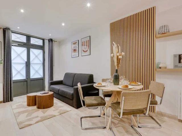 Location Appartement Rue de Savoie, Paris