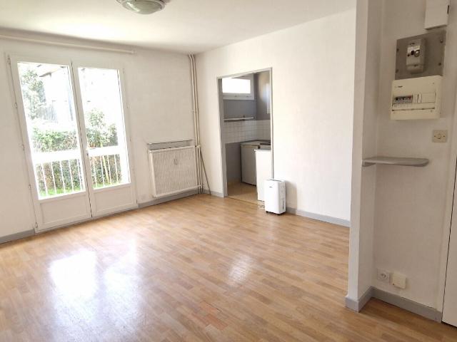 Location Appartement Rue de Saint Brieuc, Rennes