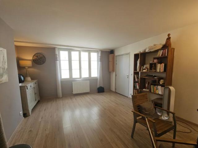 Location Appartement Rue de Saint Germain du Seudre, Gémozac