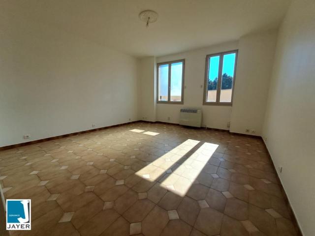 Location Appartement Rue de Saint Jean des Vignes, Chalon sur Saône