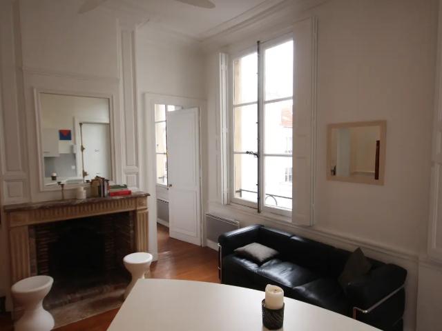 Location Appartement Rue de Sévigné, Paris