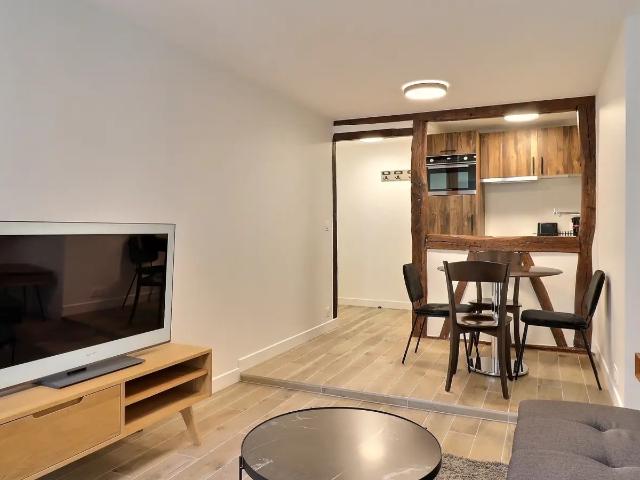 Location Appartement Rue de Sèvres, Paris