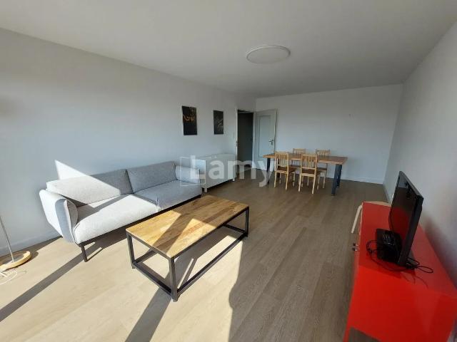 Location Appartement Rue de Sébastopol, Reims