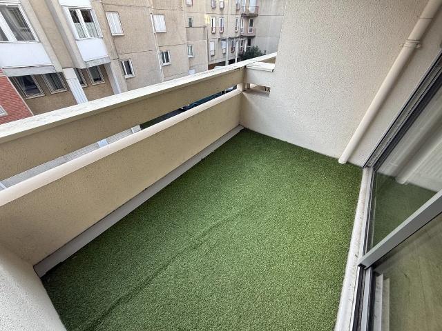 Location Appartement Rue de Sillery, Reims
