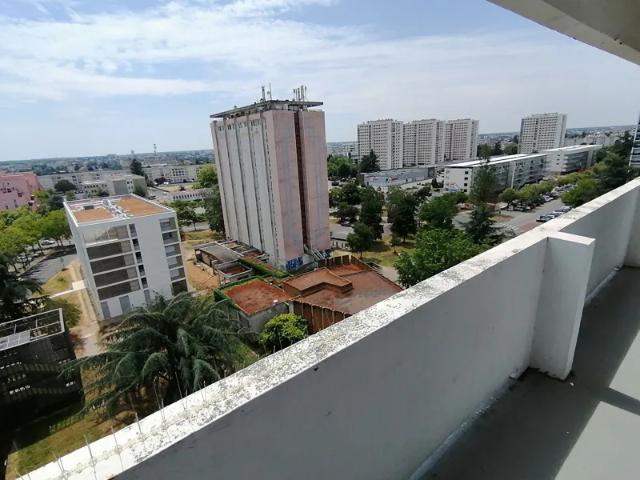 Location Appartement Rue de Slovénie, Poitiers
