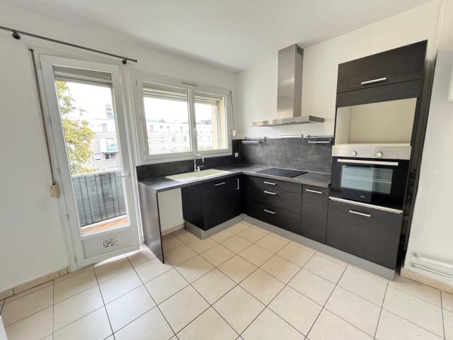 Location Appartement Rue de Stalingrad, Grenoble