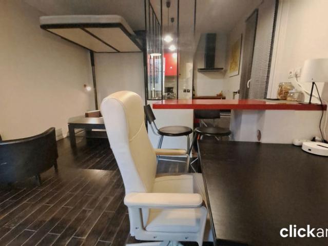 Location Appartement Rue de Suez, Paris