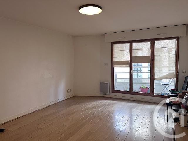Location Appartement Rue de Patay, Paris