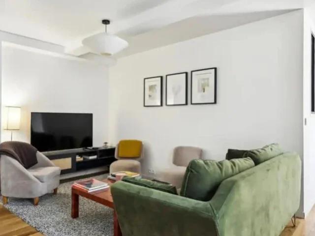 Location Appartement Rue de Palestro, Paris