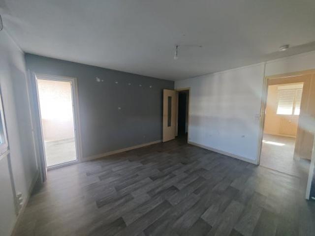 Location Appartement Rue de Palinges, Génelard