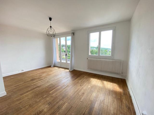 Location Appartement Rue de Pannette, Évreux