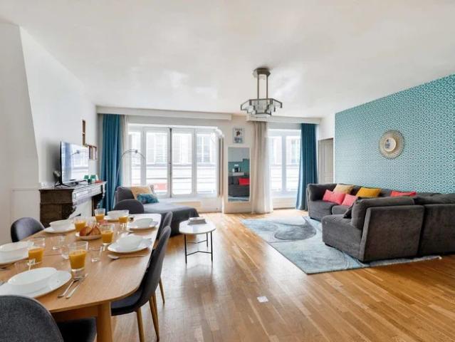 Location Appartement Rue de Paradis, Paris