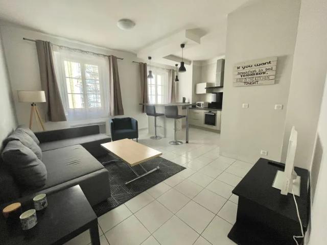 Location Appartement Rue de Paris, Nice