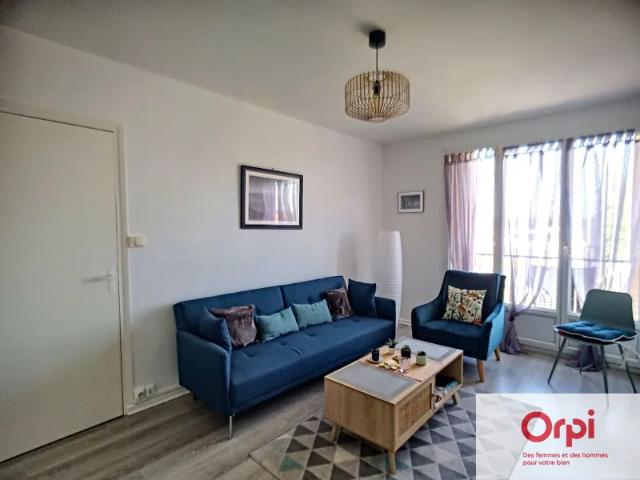 Location Appartement Rue de Pasquis, Montluçon