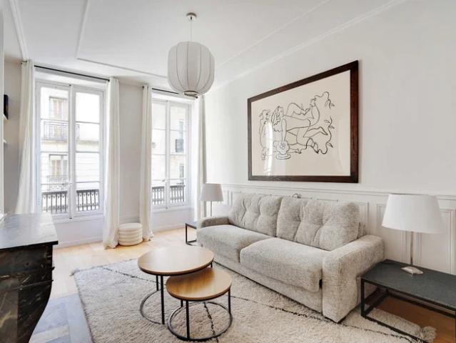 Location Appartement Rue de Penthièvre, Paris