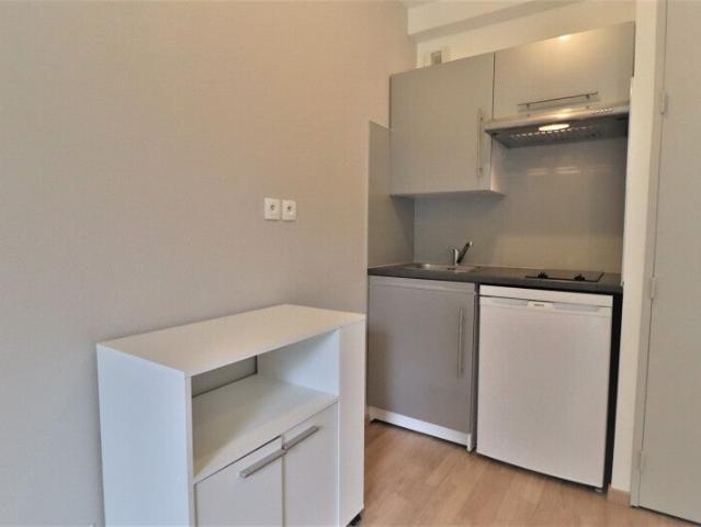 Location Appartement Rue de Québec, Troyes