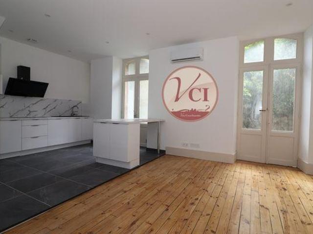 Location Appartement Rue de Roumanie, Vichy