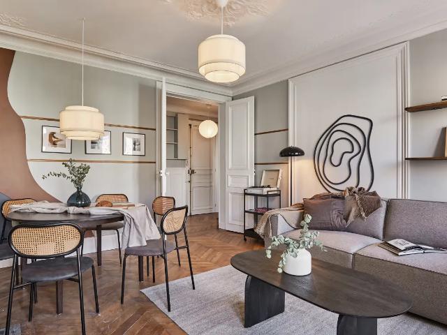 Location Appartement Rue de Rome, Paris