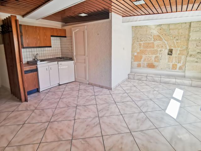 Location Appartement Rue de Rosel, Caen
