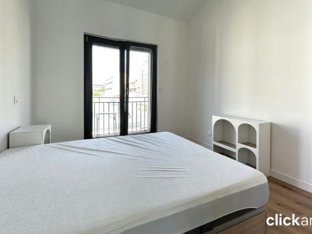 Location Appartement Rue de Reuilly, Paris