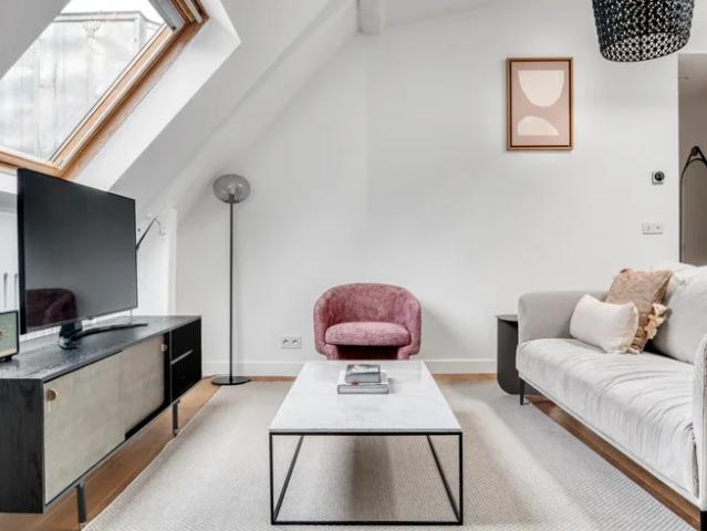 Location Appartement Rue de Rivoli, Paris