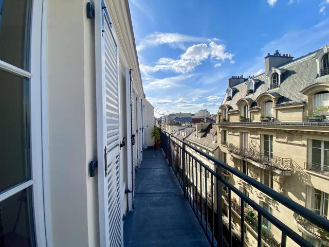 Location Appartement Rue de Rivoli, Paris