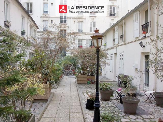 Location Appartement Rue de Tocqueville, Paris