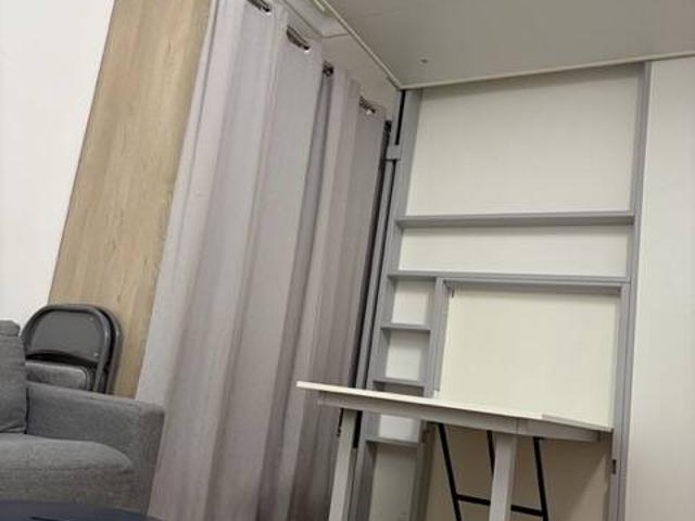 Location Appartement Rue de Tocqueville, Paris