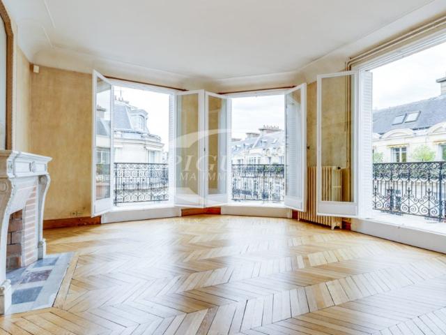 Location Appartement Rue de Torcy, Paris