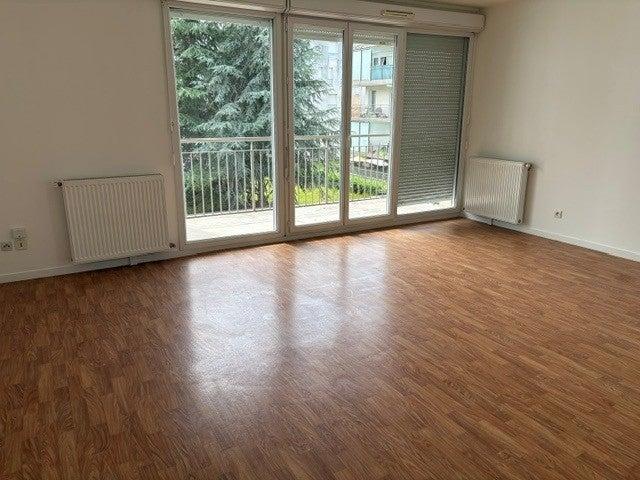 Location Appartement Rue de Tambour, Reims