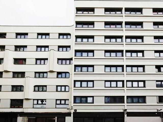 Location Appartement Rue de Thionville, Paris