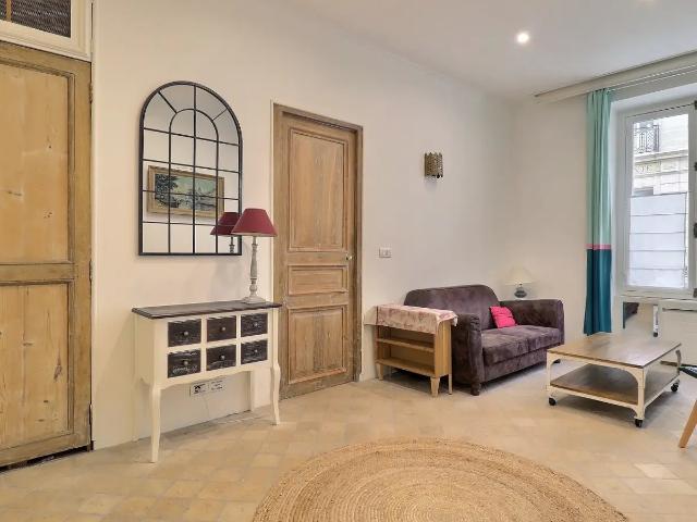 Location Appartement Rue de Turin, Paris