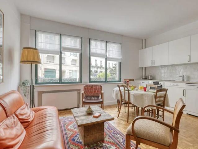 Location Appartement Rue de Valence, Paris