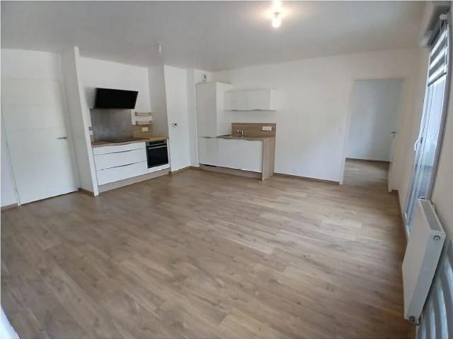 Location Appartement Rue de Valenciennes, Lille