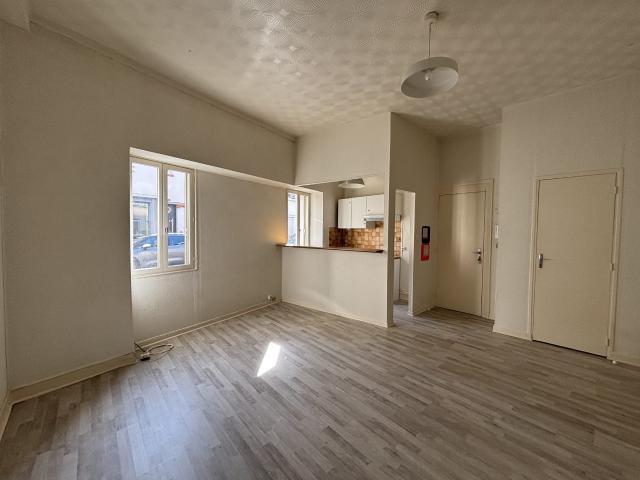 Location Appartement Rue de Vallières, Clermont Ferrand