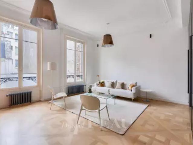 Location Appartement Rue de Varenne, Paris